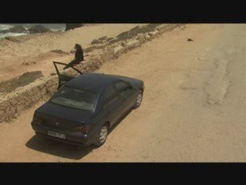 BILA HOUDOUD بلا حدود - Extrait du film Marocain de Nassim A