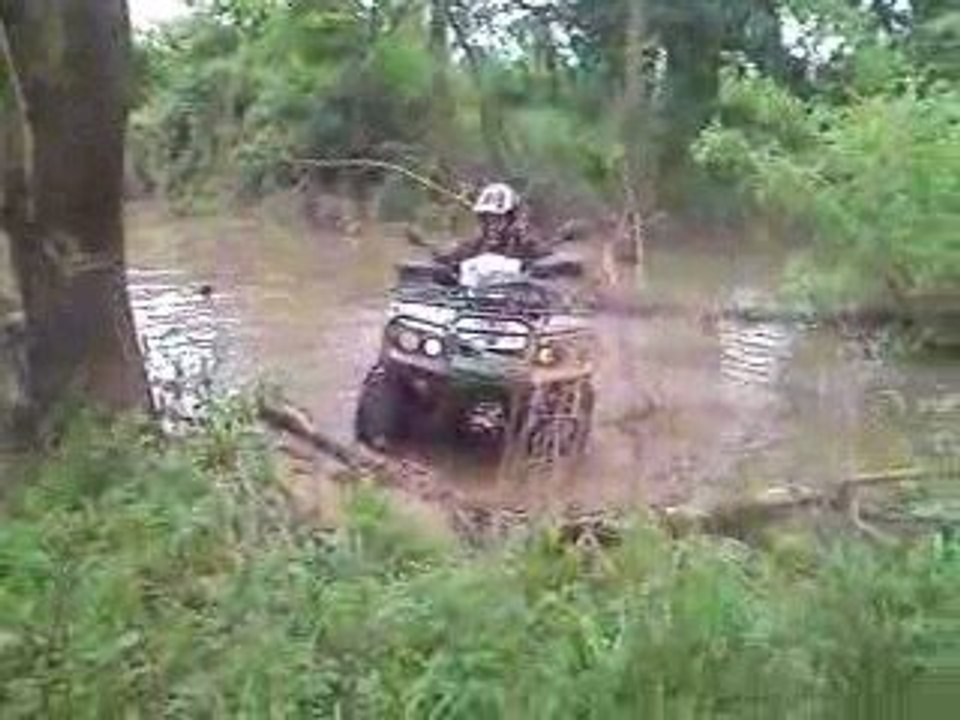 bourbier géant en quad TGB 525 SE blade