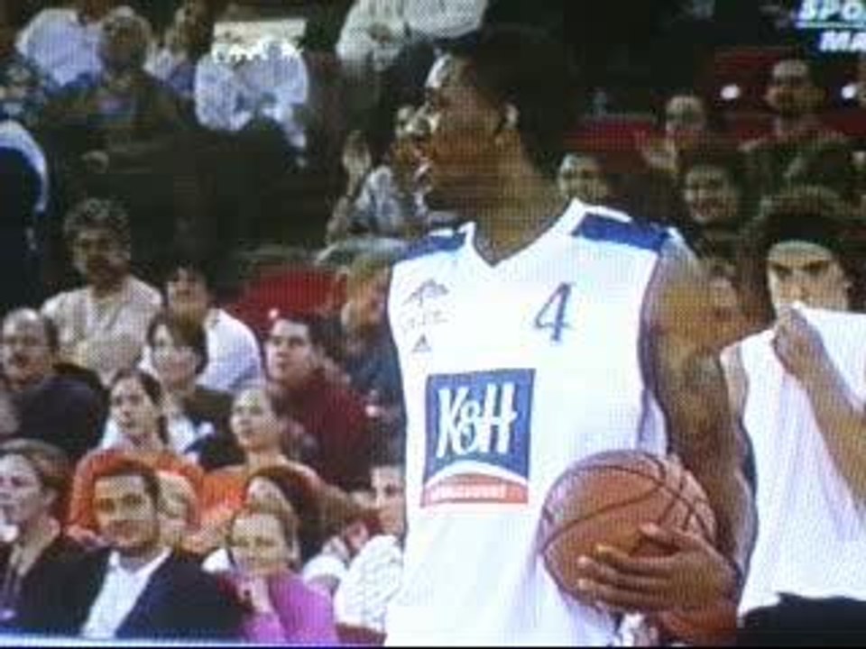 Dunk Bras dans le panier