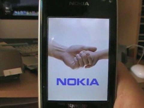 Déballage et présentation du Nokia 6210 Navigator