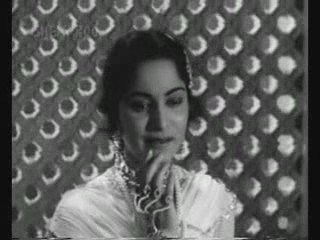 Raat Bhi Hai - Mujhe Jeene Do