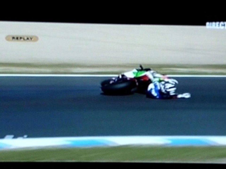 chute sete gibernau gp du japon 2009