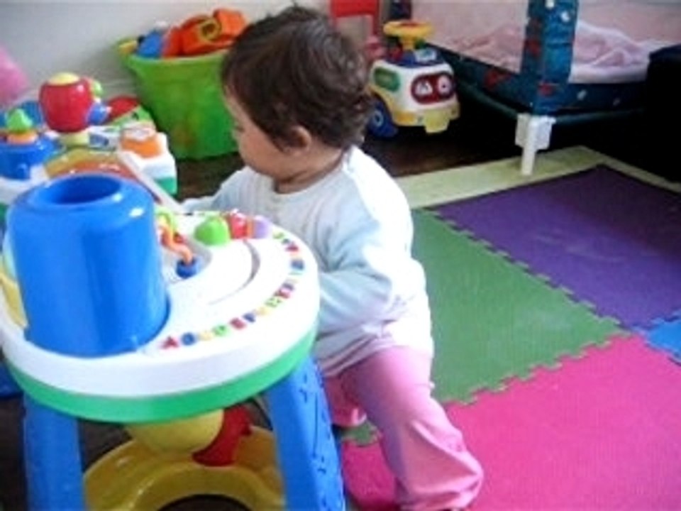 Ela Pinar'in Oyun Odasi