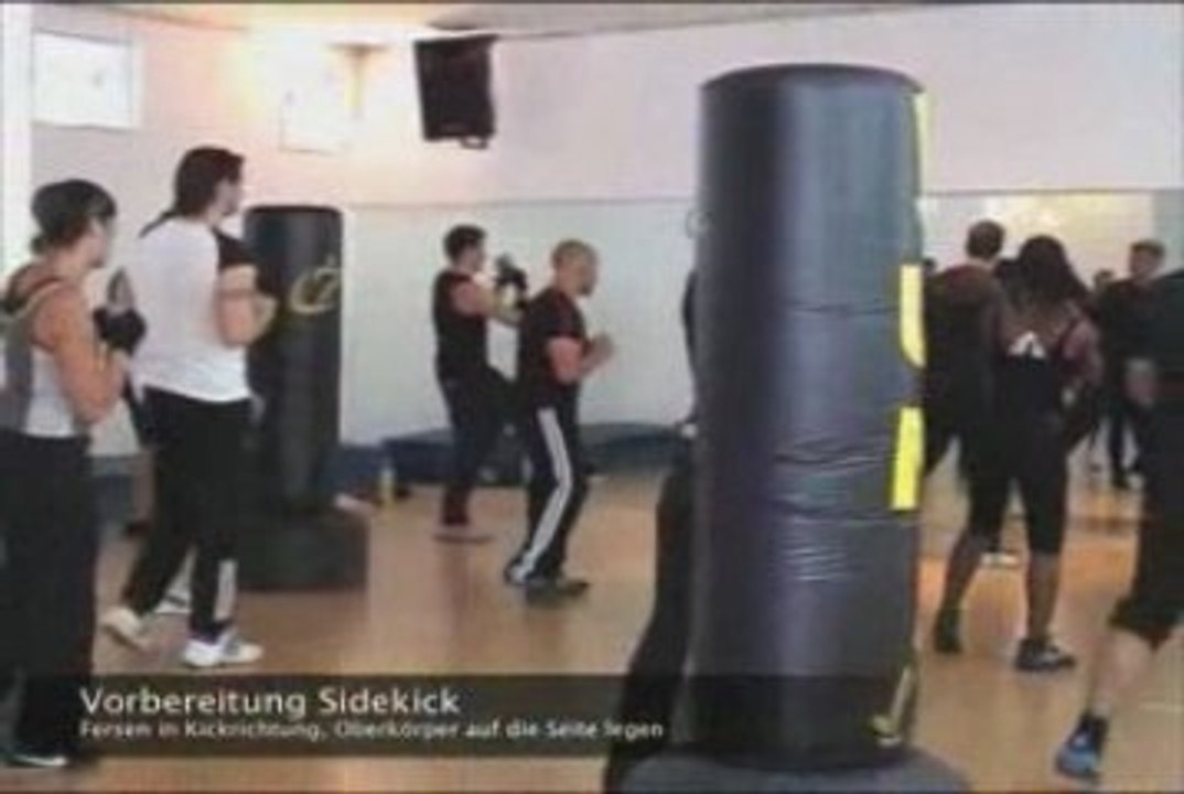 Kickboxfitness masterclass warm up