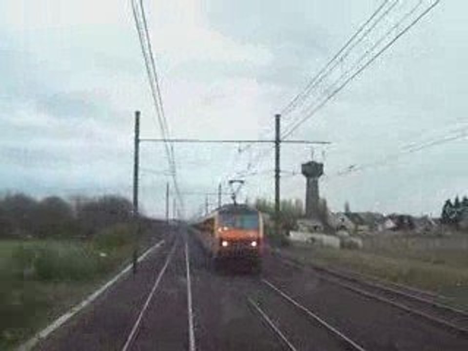 De Paris Austerlitz aux Aubrais-Orléans en cabine d'une 7200