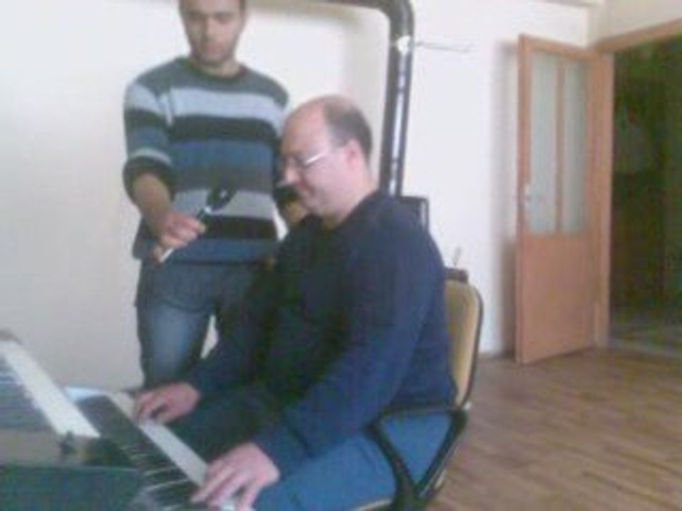 vurmam mı lazım yar? aşkım için üç beş kişi vurmam mı lazım