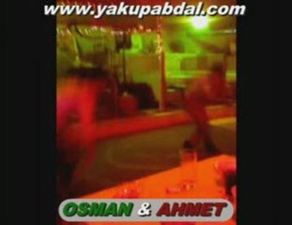 Osman ve Ahmet Oynuyor