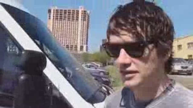 THE WHIP at SXSW 2009 - Outside the Fader Fort