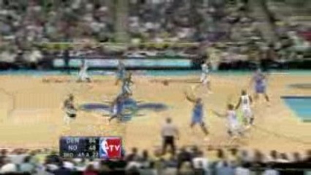 NBA Carmelo Anthony steals the pass...Chauncey Billups nails