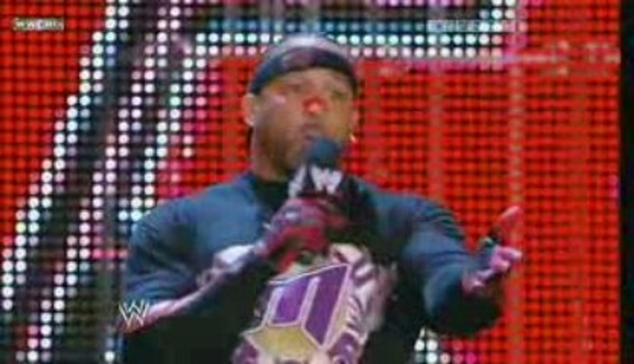WWE RAW 27/04/09 (2/9)