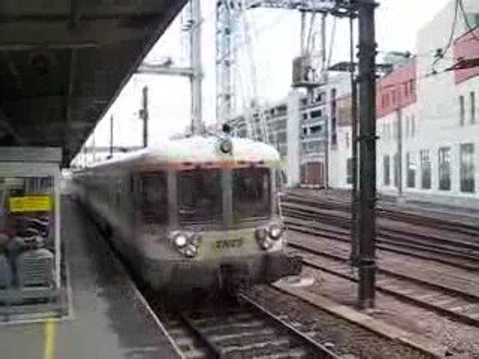 Autorail V4 de passage a Poitiers