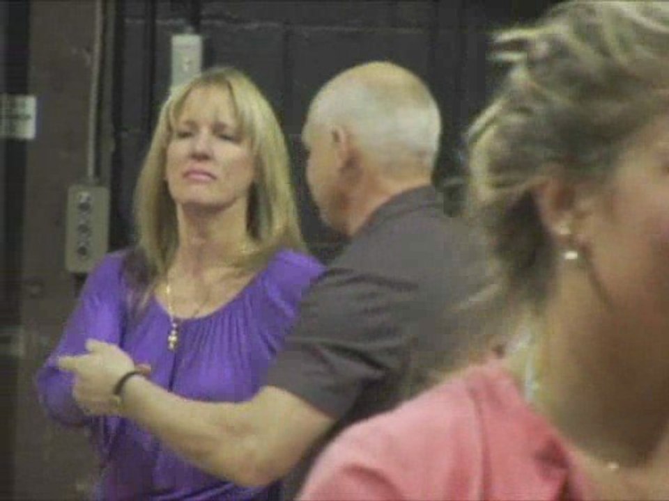 BailaProductions.com  Cours de Salsa à Laval et West-Isl...