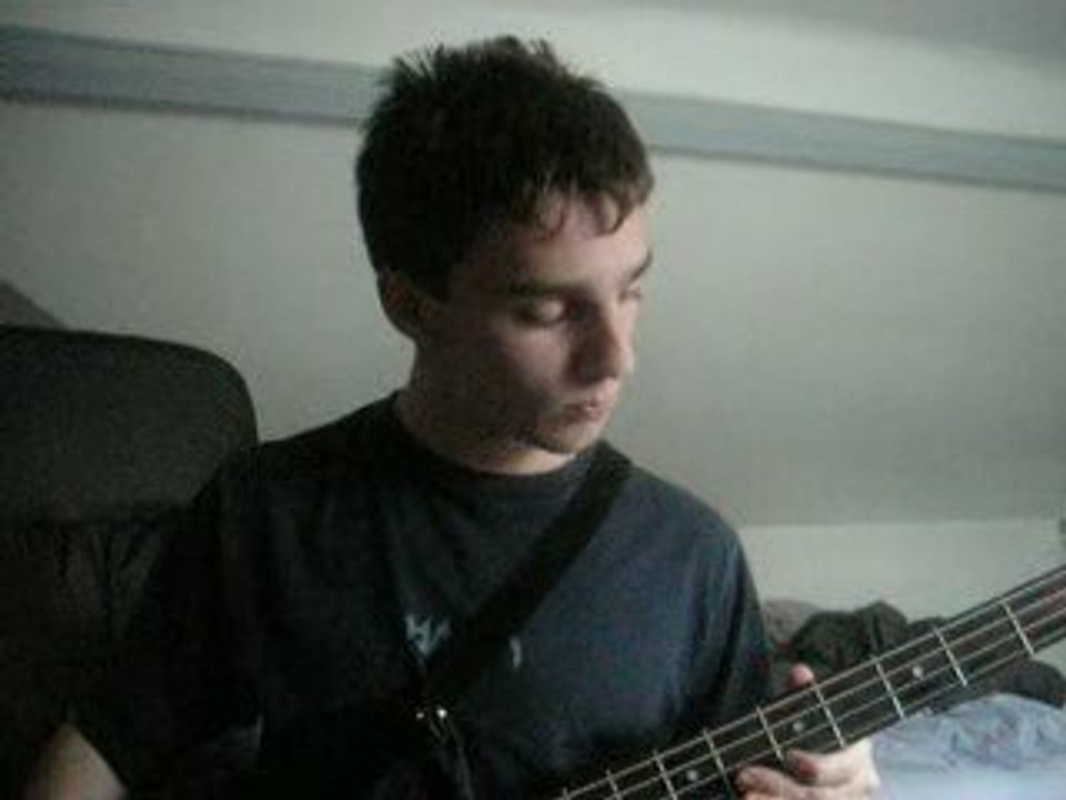 Roulette bass cover