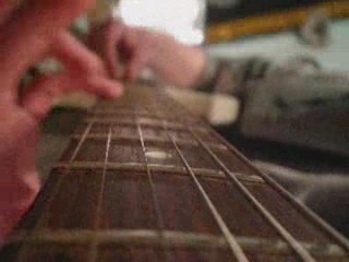 Thunderstruck intro tapping