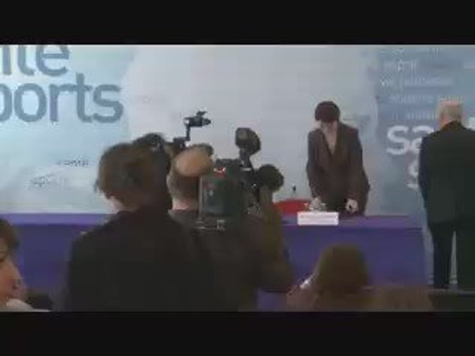 Conf. de presse Grippe porcine - Ministère de la Santé 29/04