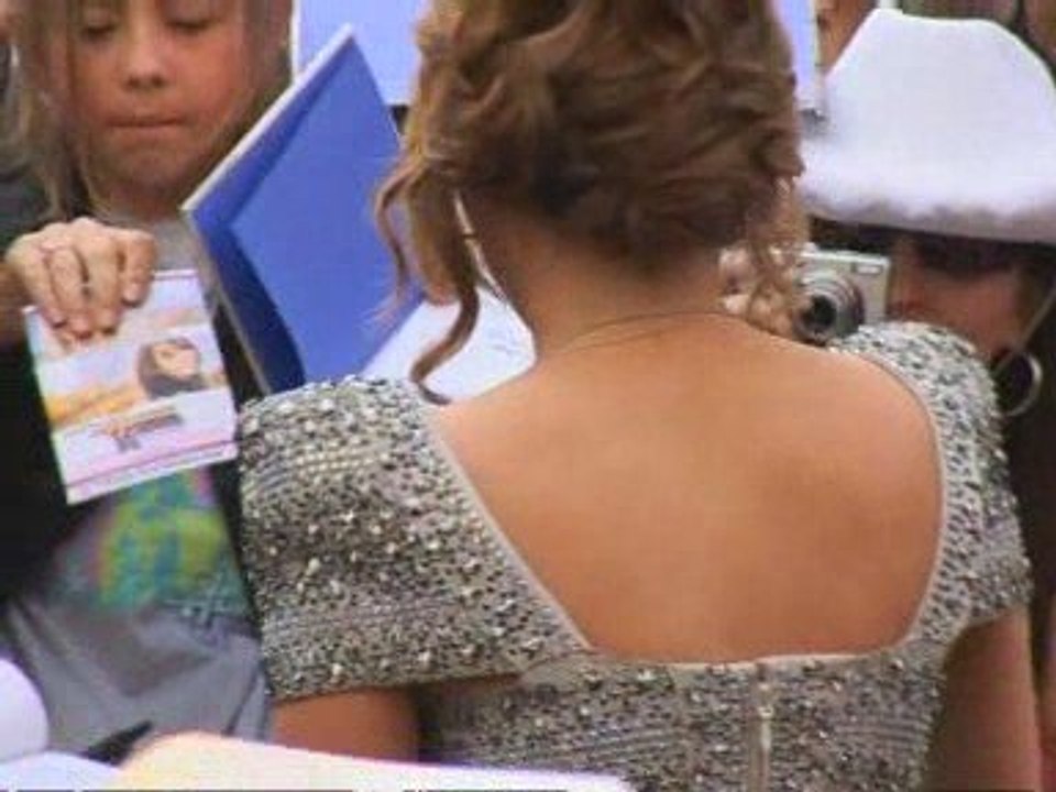 Demi Lovato crowns Holly Hull as the winner of My Camp Rock