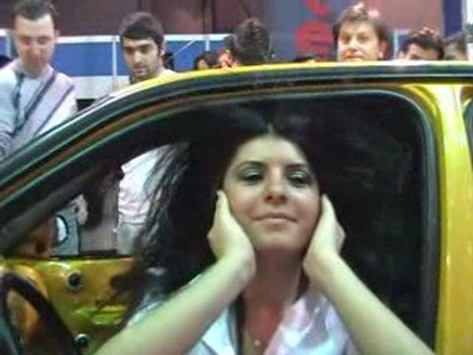 Tuning Show 2009/ Saçları Ahenkle Dans Ettiren Müzik Sistemi