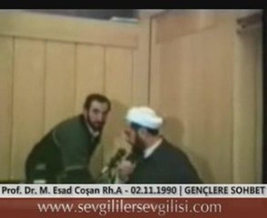 Prof. Dr. Mahmut Esad Coşan - Gençlere Sohbet
