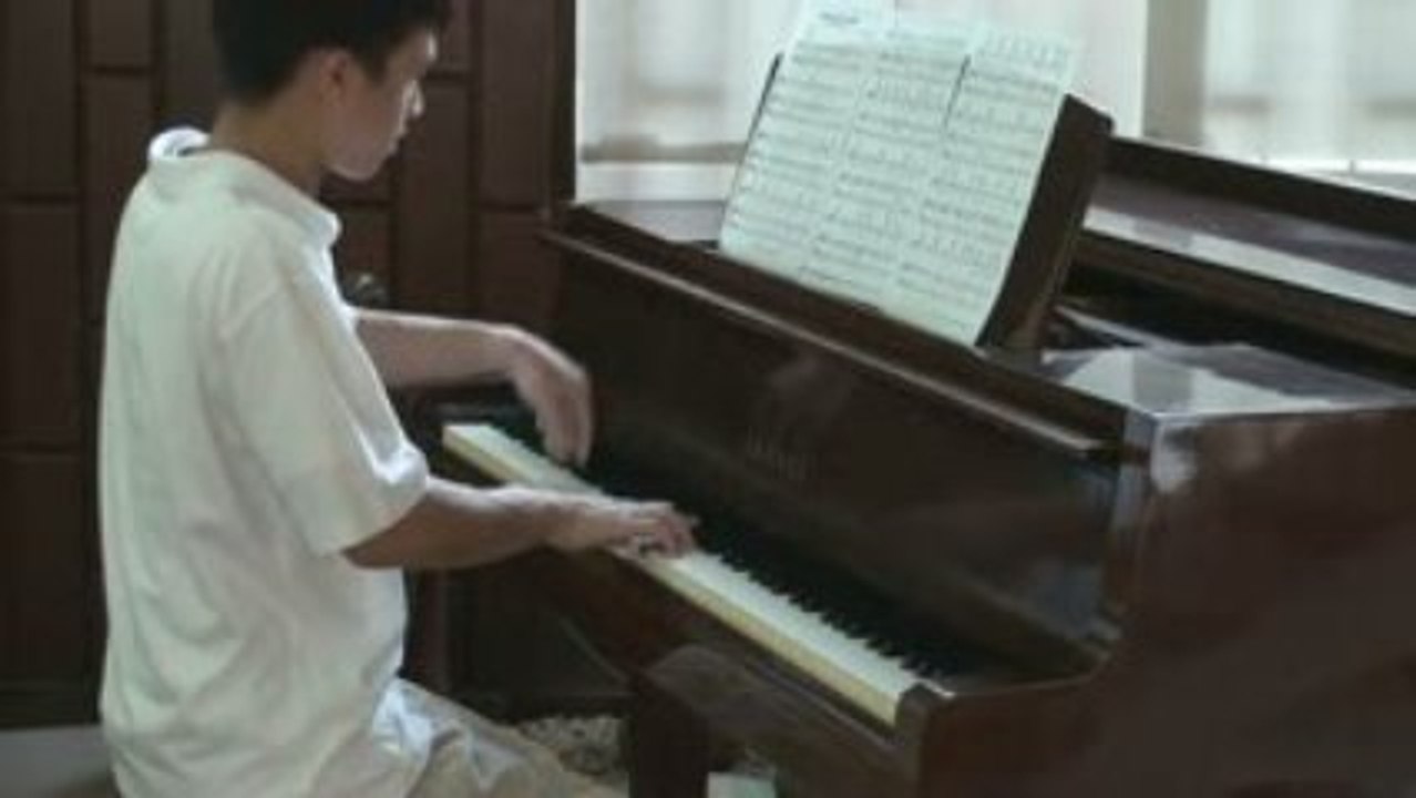 Buhdaporn - A Whole New World (Disney Aladdin)