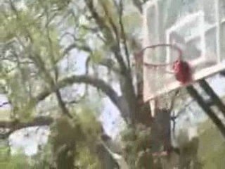 President Obama shoots around with the UConn Huskies