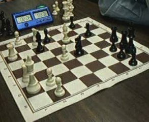 ECHECS : TONY 1 VS 0 HASSIN (TOP 14 2009)