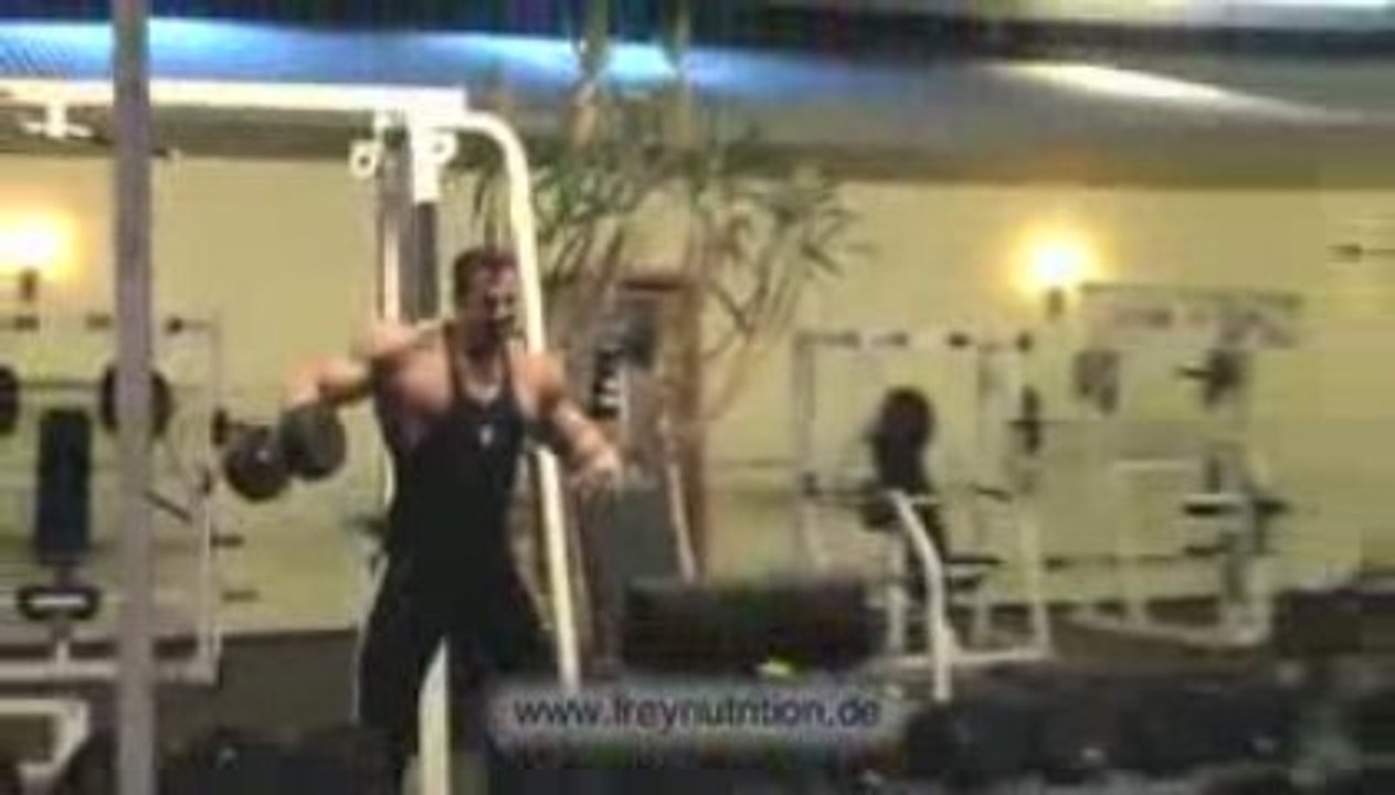 Andreas Frey Shoulder Workout