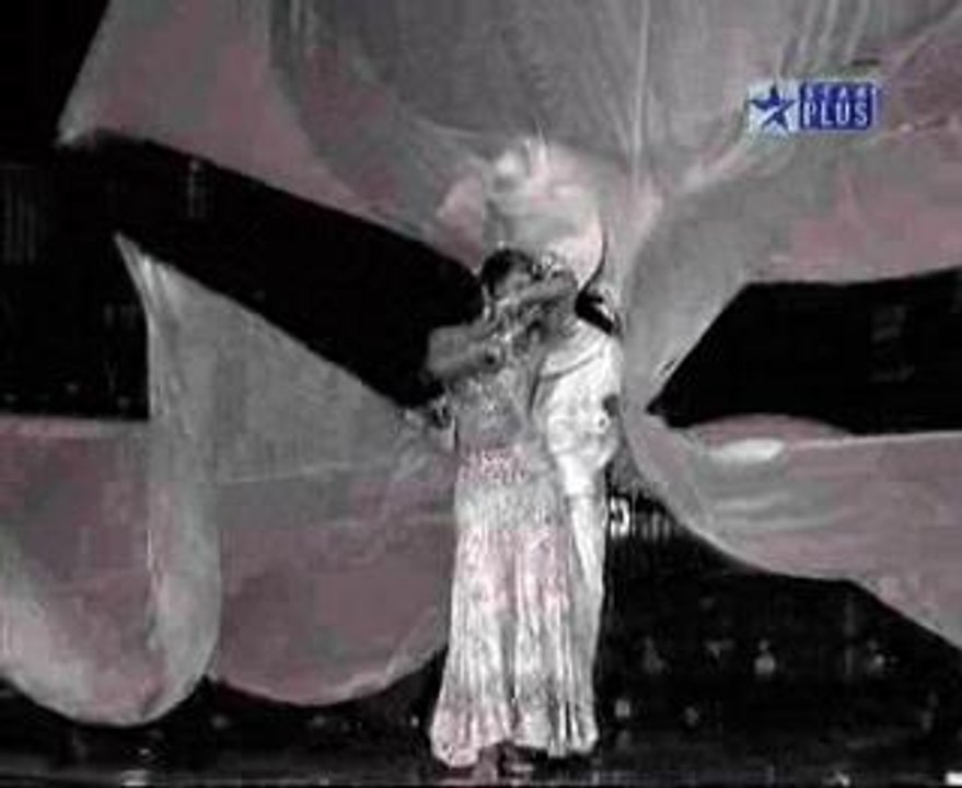 aish-kajarare-live "1"