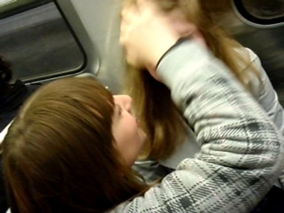 Anouk Dans Le métro