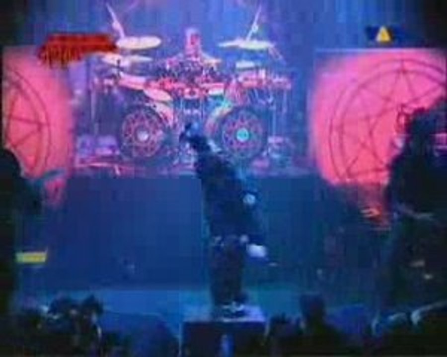 Angry Corey Taylor: Failure Of The Microphone