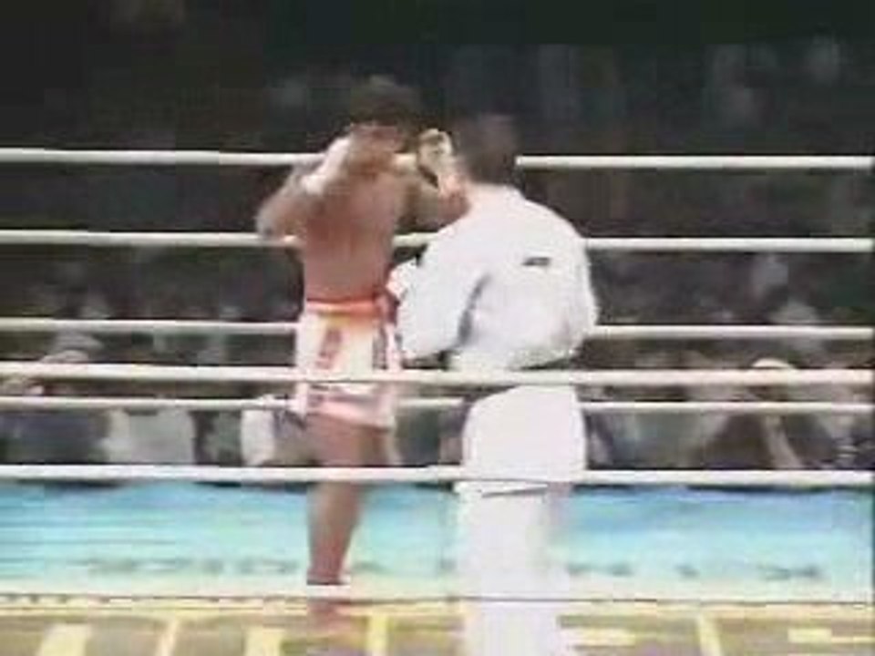 muay thai vs karaté kyokushin