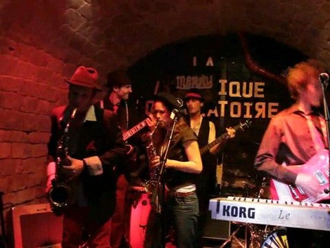 The Mammy Novas - Mammy Nova