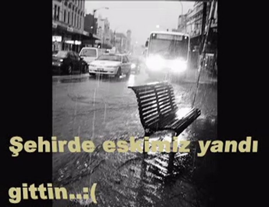 Müge Sarıkurt - Sen Hiç mi Bahar Görmedin