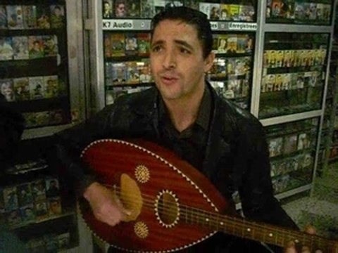 Almas de mekla interprète la chanson ah-anfas-anfas