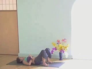 Aligning the Spine for Sitting: Pelvis Rock 3of7