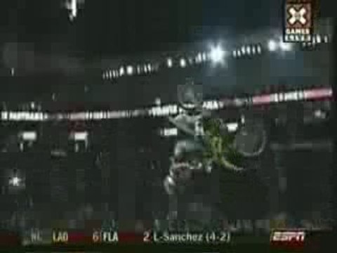 Travis Pastrana DOBLE BACKFLIP