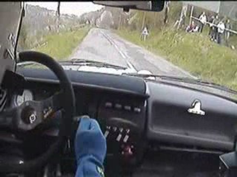 Rallye Lyon Charbonnière 2009 - ES 1 BRULLIOLES - BESSENAY