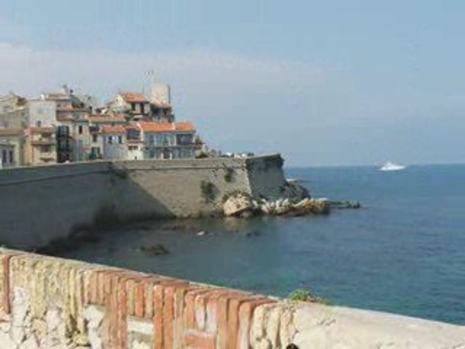 ville d'Antibes     www.marceltronet.com