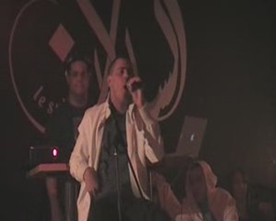 LE SANG DES ROSES EN LIVE