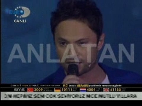 Özgün - Biz Ayrıldık( Beyaz Show 01.05.2009 )