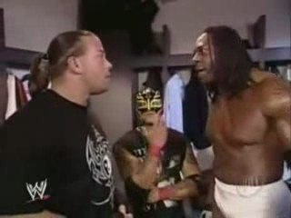 Rey Mysterio, Rob Van Dam & Booker T Backstage 12.10.04