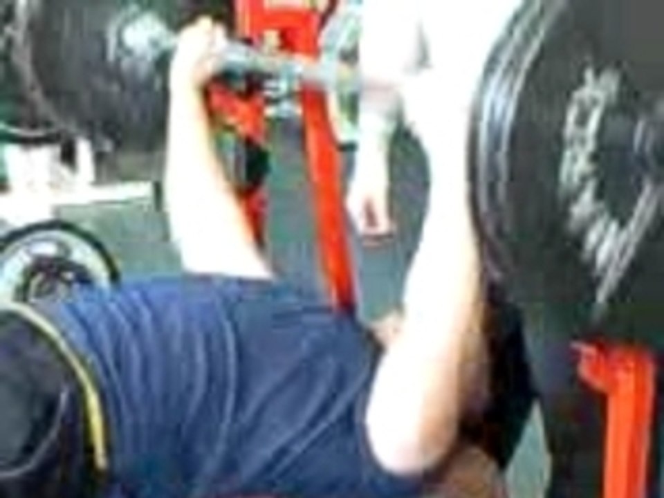 Couché fin d'entrainement de SUPERMAN a 100kg