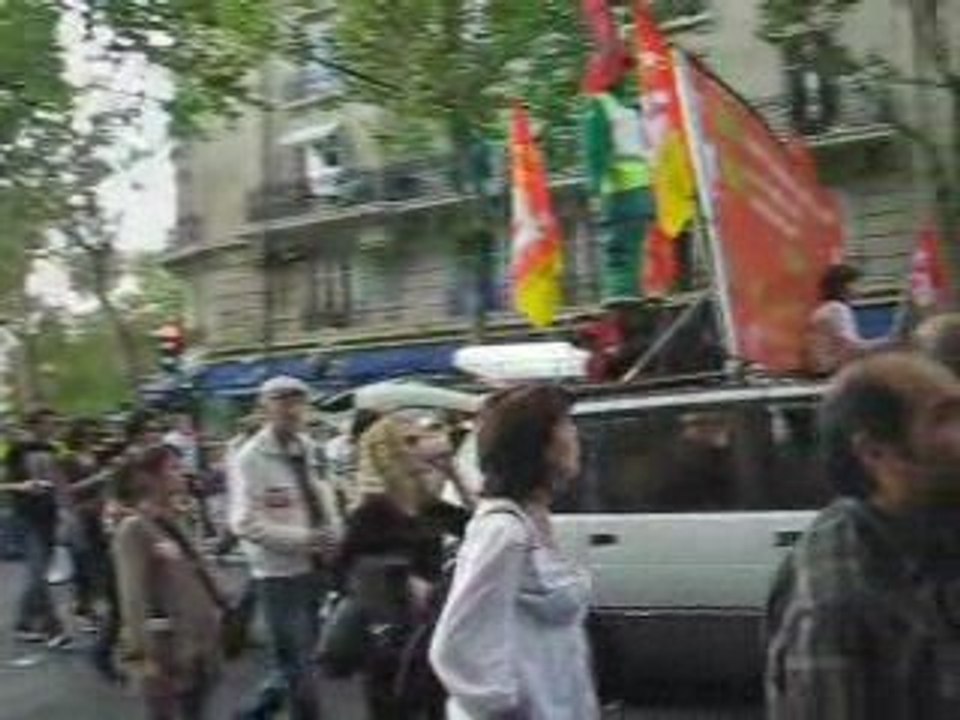 les retraités  dans la rue le 1mai 2009
