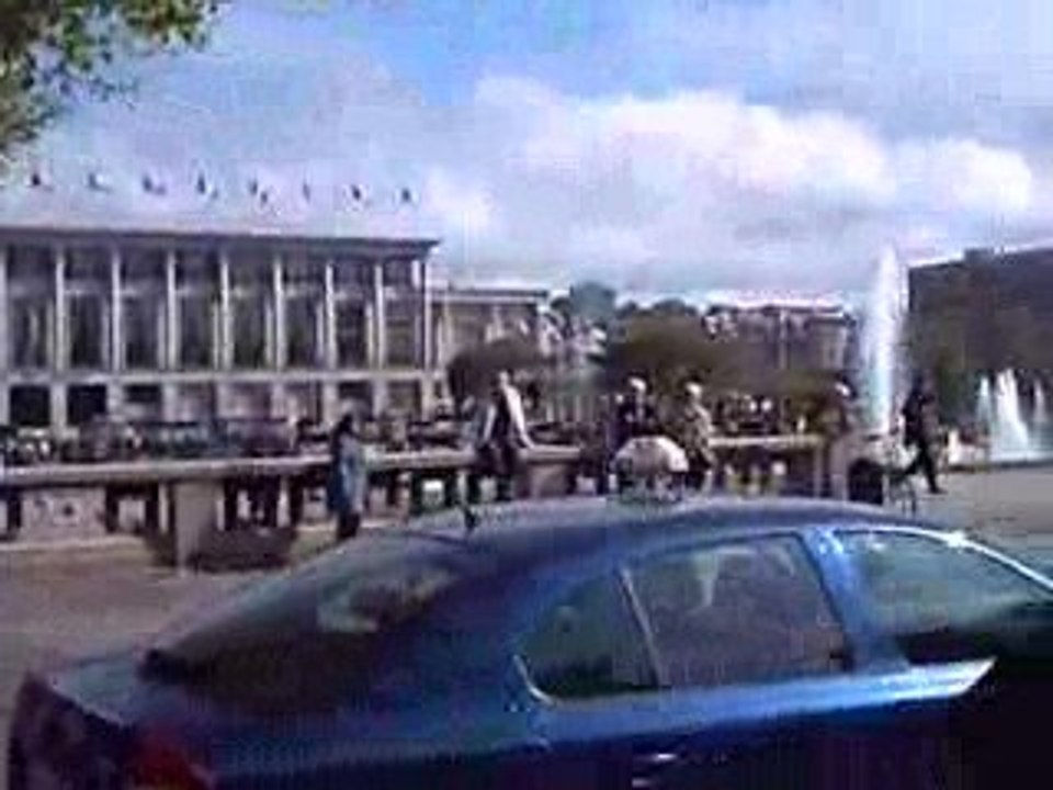 le 01.05.09 il a voté pour lui,il est puni.....(en musique)