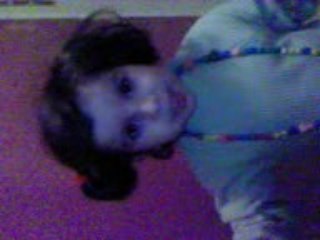 petite fille drôle  recitation de poème