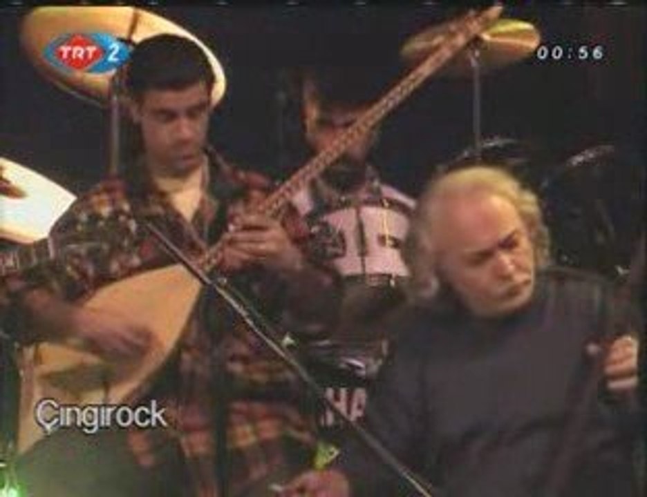 Barış Manço ve Cem Karaca - Uzun İnce Bir Yoldayım