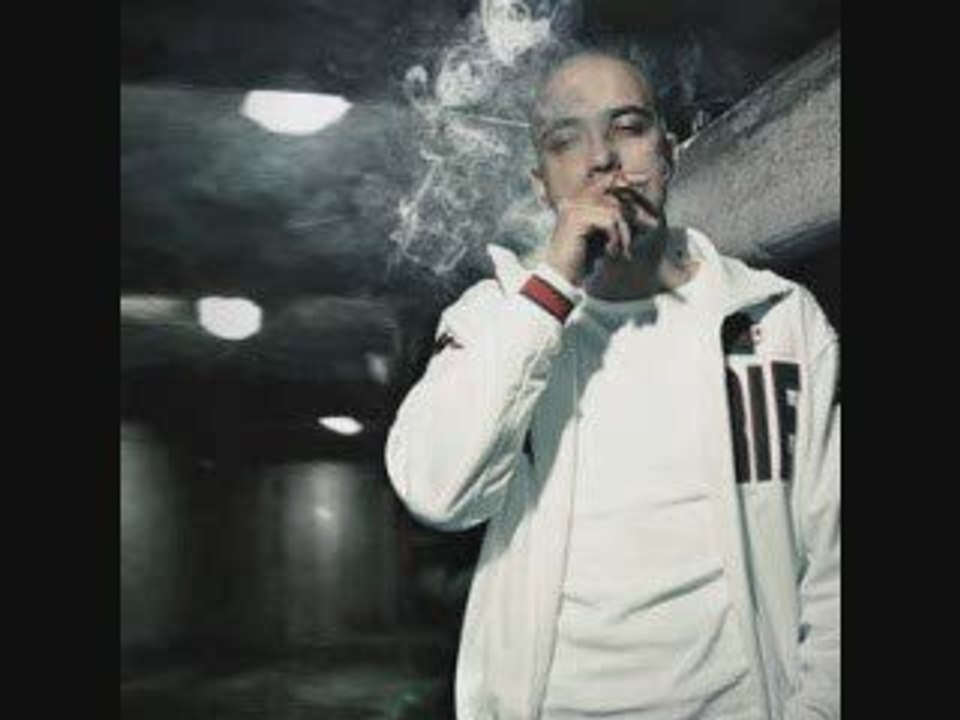 A Neuf Ans Déjà / Lim