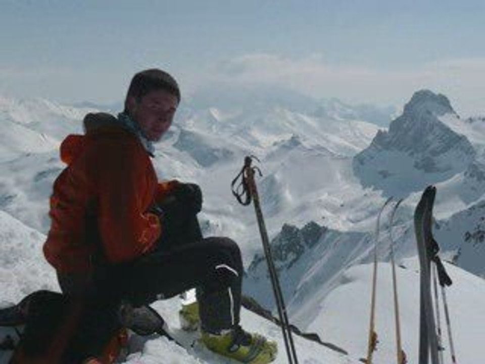 Exercices Ski alpinisme fin saison, Mai 2009. Groupe FFME