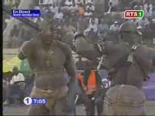 Modou lô vs Issa Pouye