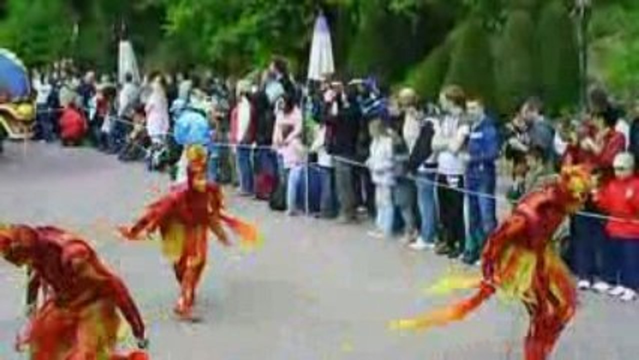 01 Disneyland Paris - la Parade des Rêves