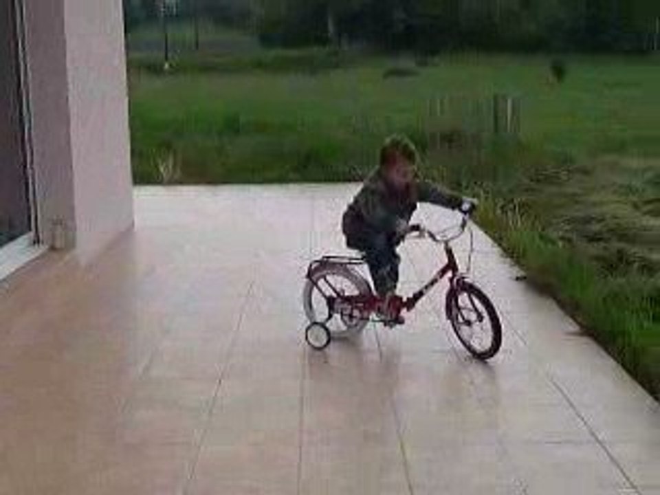 Premiers coups de pédale